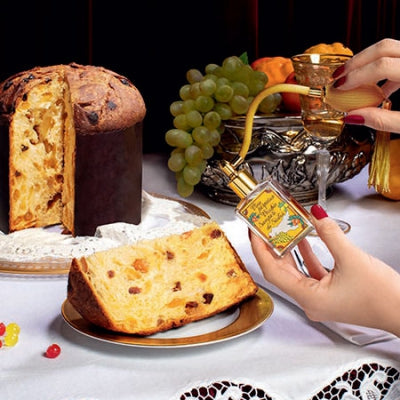 Dolce & Gabbana Traditional Panettone with Vecchio Samperi Sicilian Wine spray 1kg